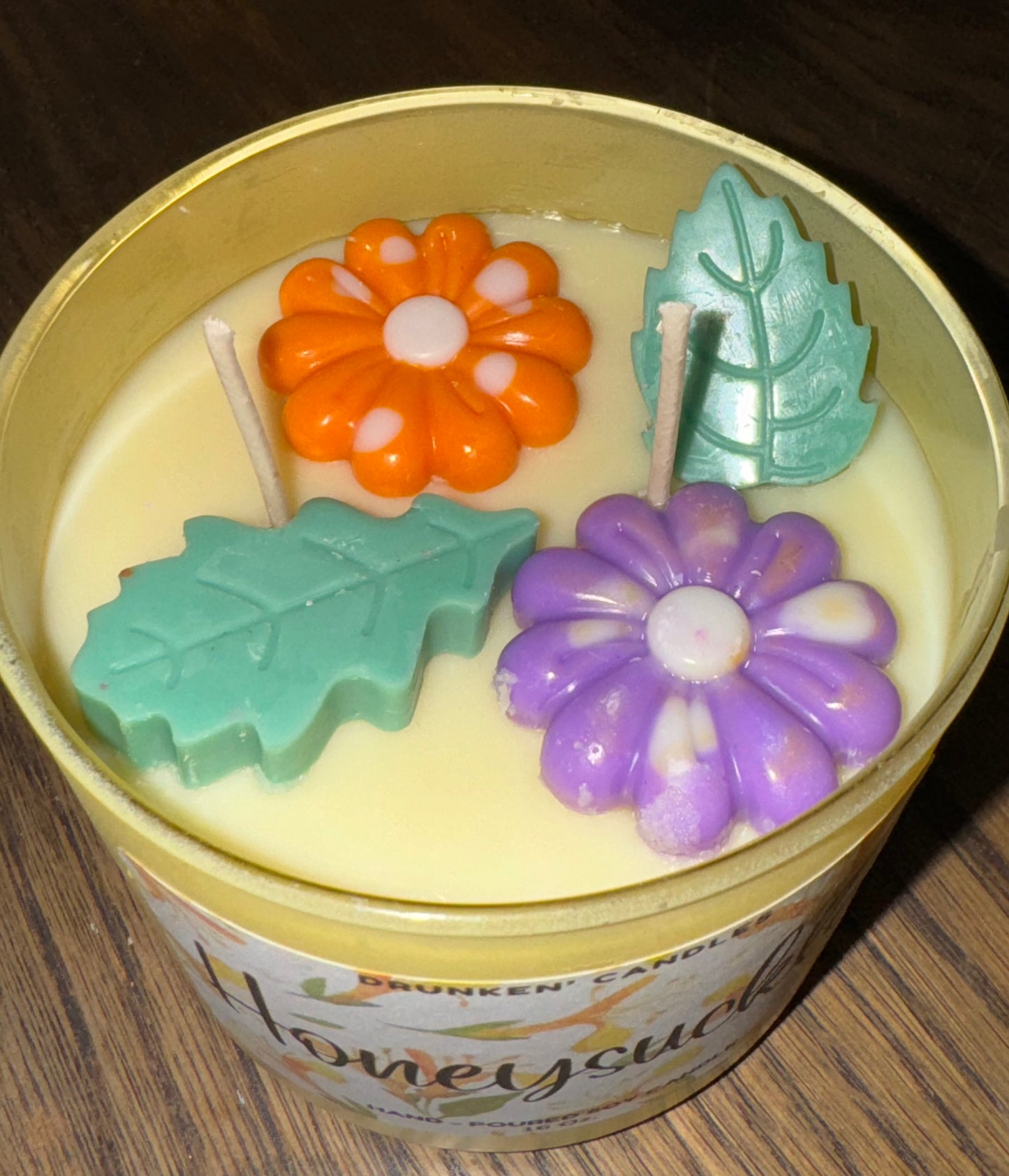 Honeysuckle 16 Oz. Sweets Candle